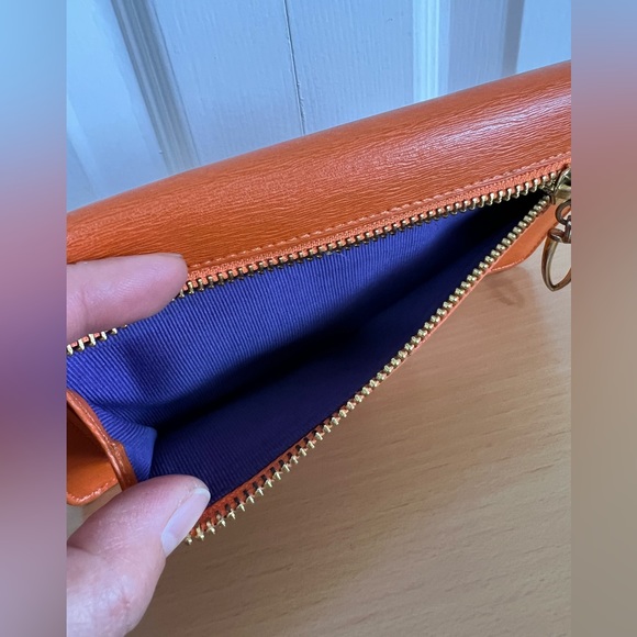 TUSK Madison Gusseted Leather Wallet Orange - Picture 5 of 10